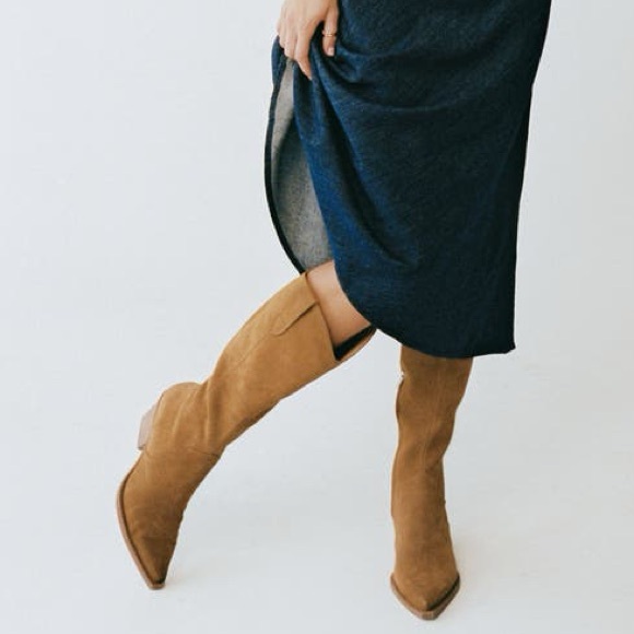 Dolce Vita Shoes - NEW Dolce Vita Regy Suede Western Boots Size 7